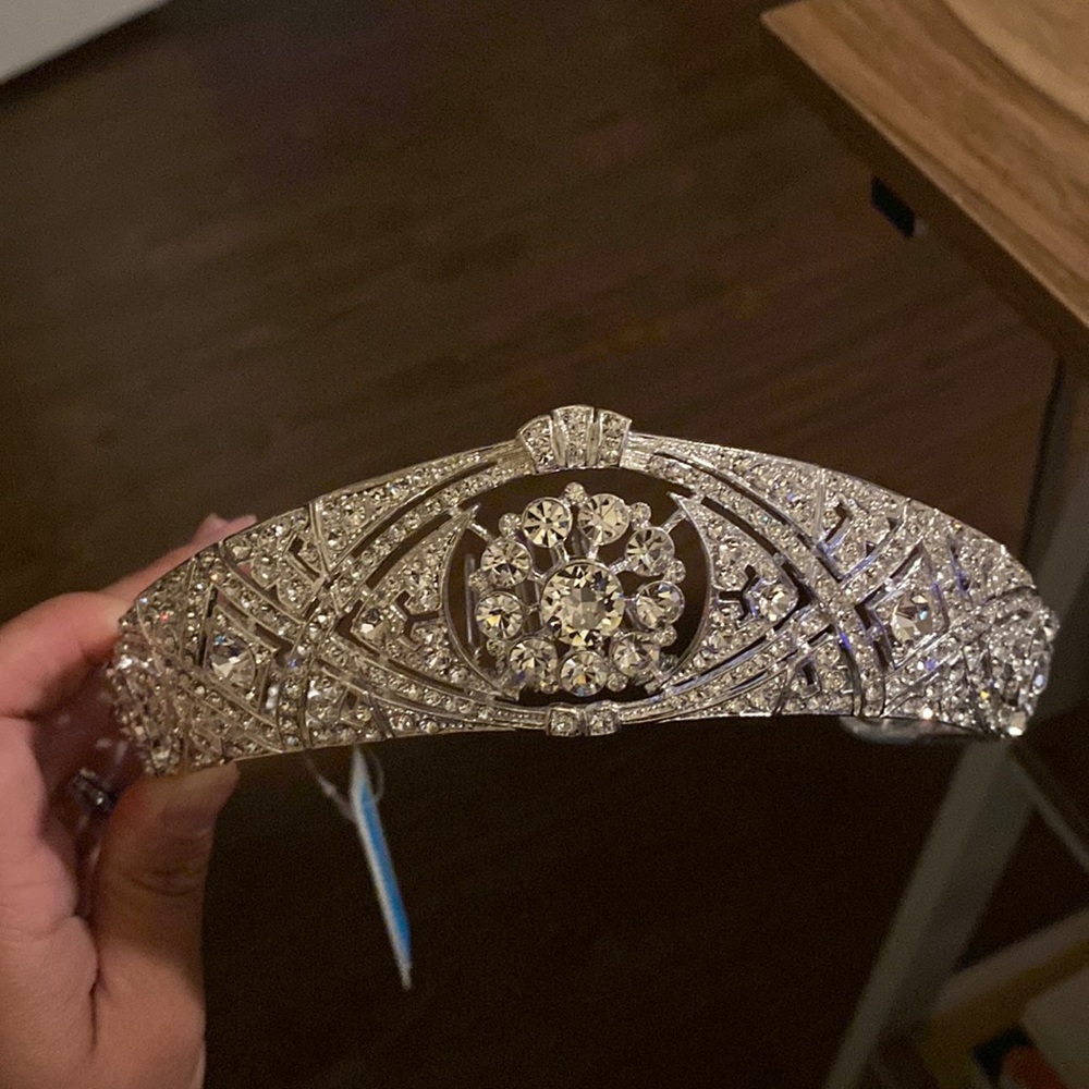 MAKE AN OFFER - Symphony Bridal Wedding Tiara, Silver